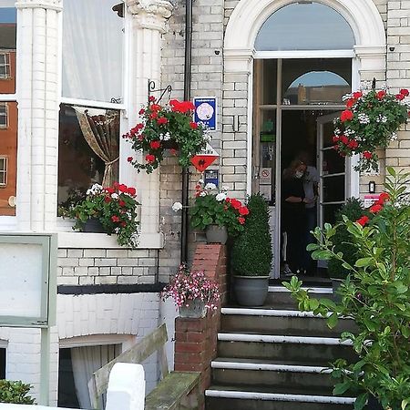 Esplanade Gardens B&B Скарборо Экстерьер фото