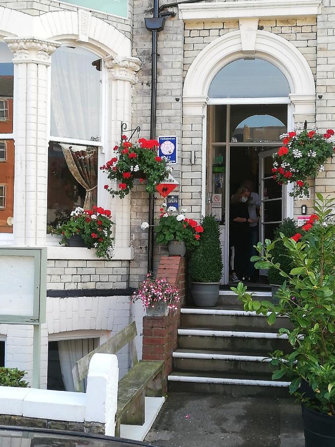 Esplanade Gardens B&B Скарборо Экстерьер фото