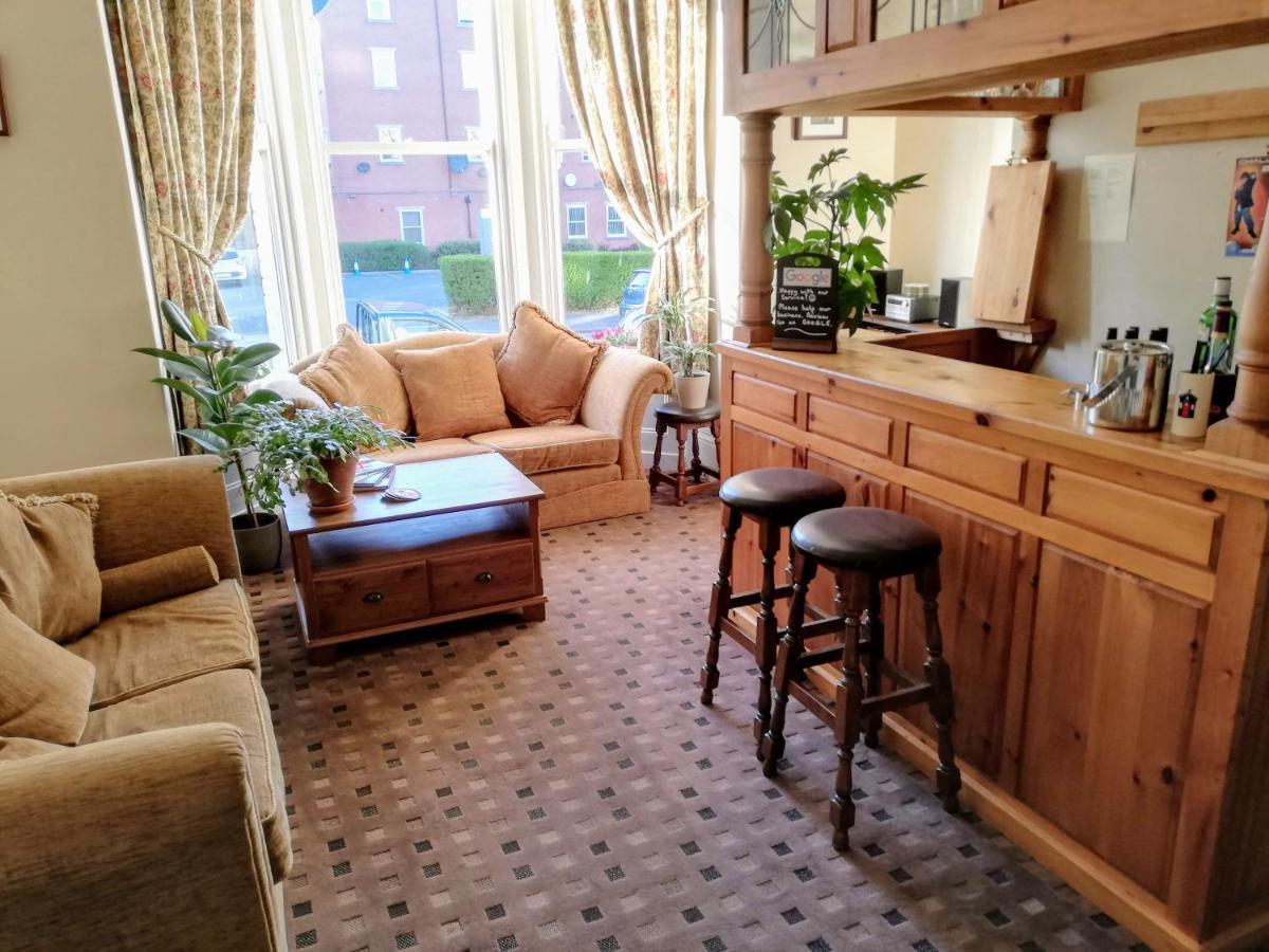 Esplanade Gardens B&B Скарборо Экстерьер фото